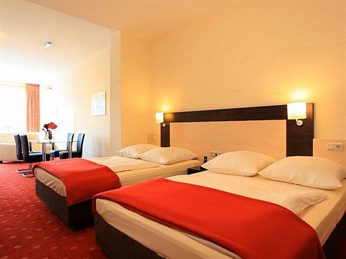 Adesso Hotel Kassel -Pay At Property On Arrival- Ihr Automatenhotel In Kassel Luaran gambar